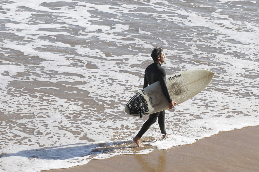 Sol y calor este miércoles en Galicia con termómetros por encima de los 20 grados