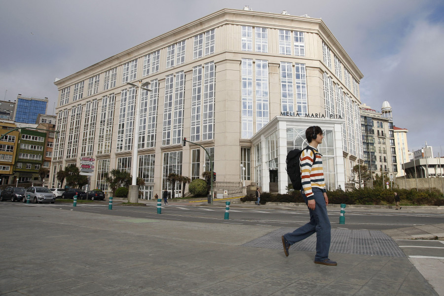 Los hoteles de A Coruña acogerán a "clientes que escapan de otras Semanas Santas más intensas"