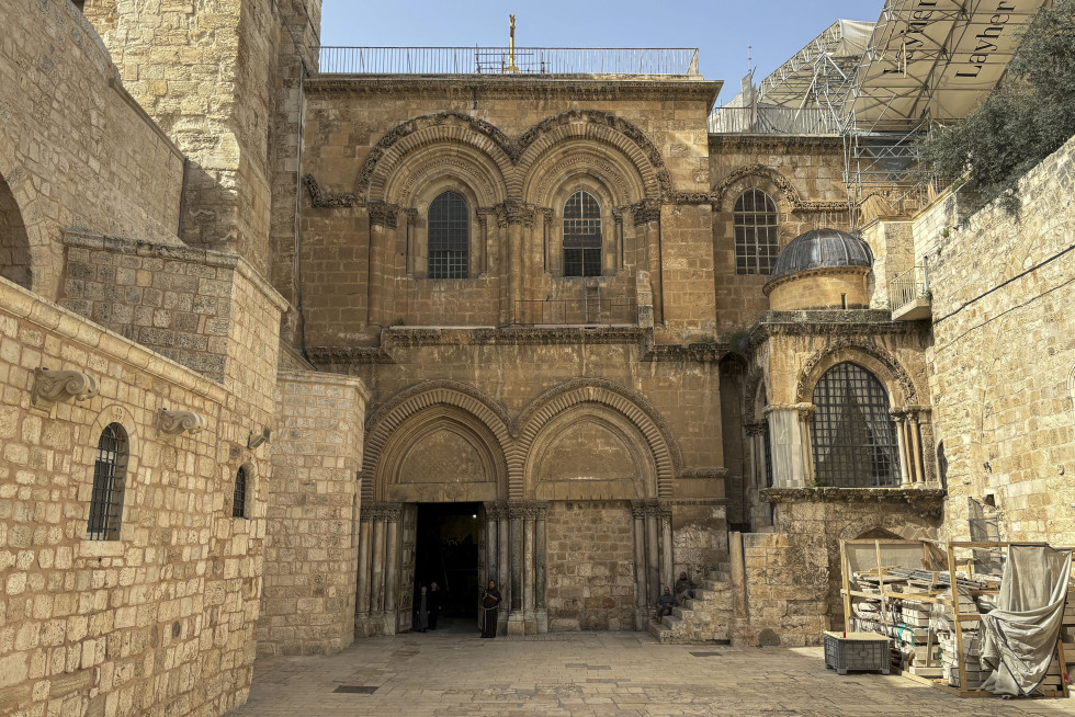 JERUSALÉN, 28/03/2024.- Es Semana Santa y la Ciudad Vieja de Jerusalén está prácticamente vacía por el impacto de la guerra en la Franja de Gaza: tiendas con pocos clientes y pocos peregrinos, mi