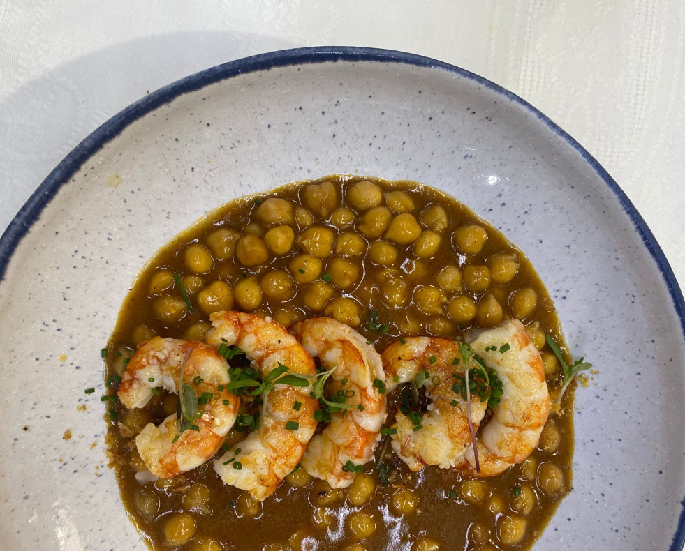 Garbanzo al curry con gambón