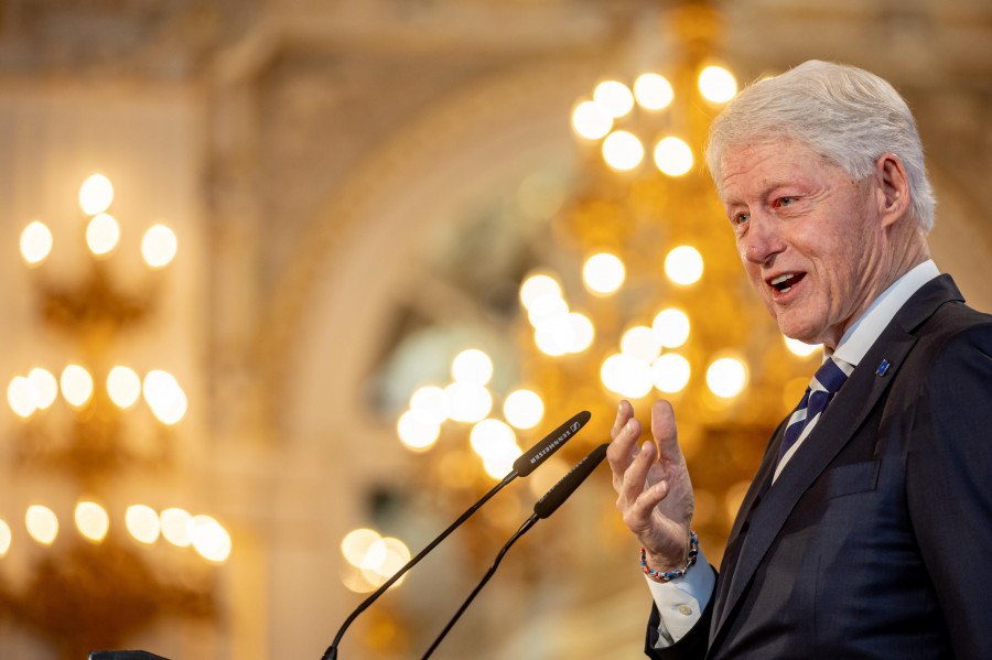 Bill Clinton publicará en noviembre las memorias sobre su vida