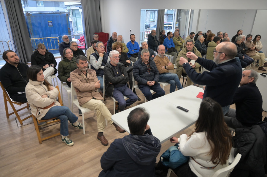 Los vecinos de las Casas de Franco de A Coruña contagian su lucha al resto de barrios