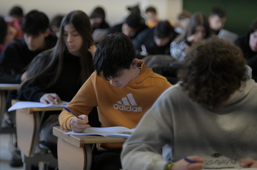 Los alumnos de Primaria y Secundaria de A Coruña pasan la ITV