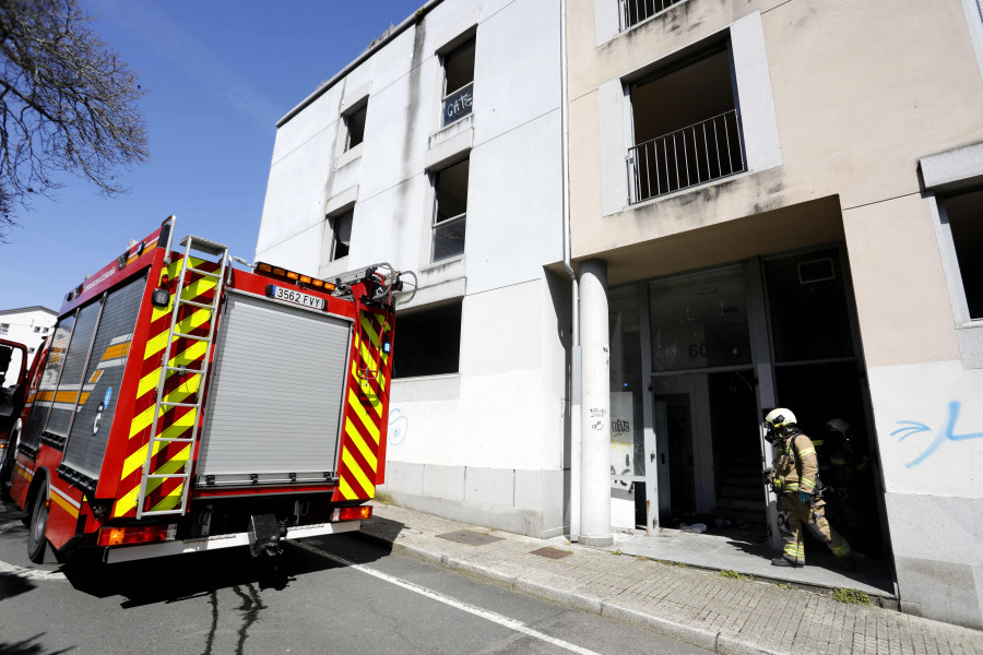 Alarma en Palavea por un nuevo incendio en un edificio abandonado