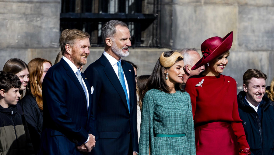 Guillermo y Máxima dan la bienvenida a los reyes de España en su visita a Países Bajos