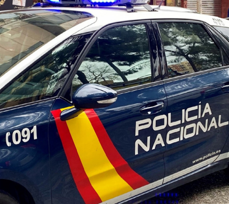 Un detenido en A Coruña tras desarticular dos organizaciones dedicadas a regularizar fraudulentamente migrantes