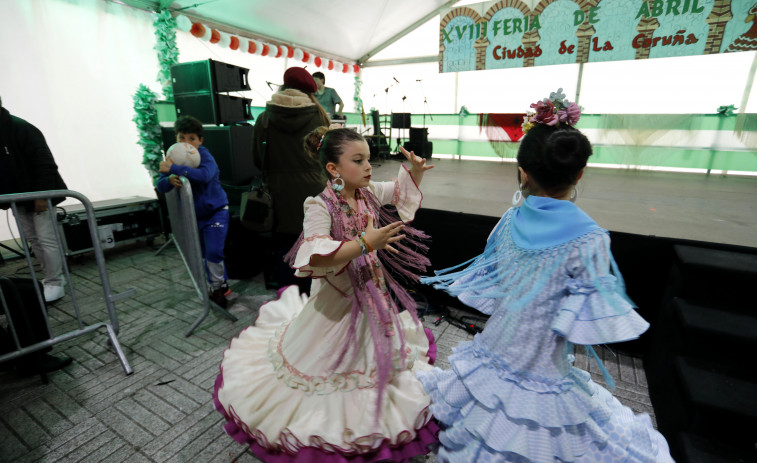 La Feria de Abril llenó de arte y gracia los jardines de Méndez Núñez