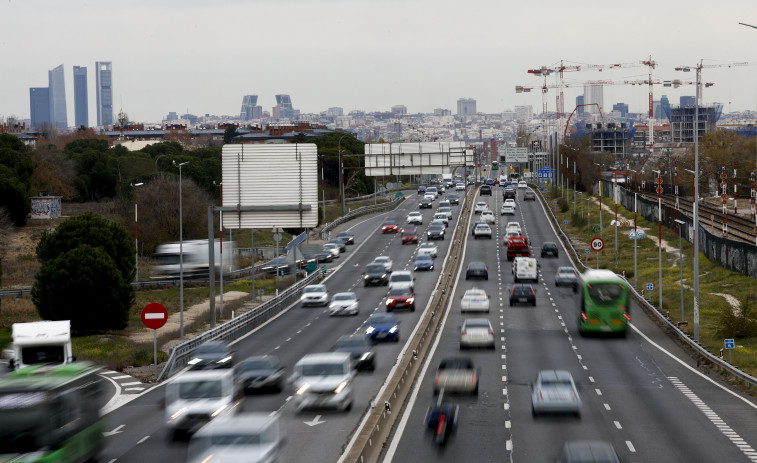 Carriles adicionales y límites a camiones en un puente de mayo con 8,4 millones de viajes