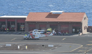 Rescatan a nueve migrantes de un cayuco hundido al sur de El Hierro