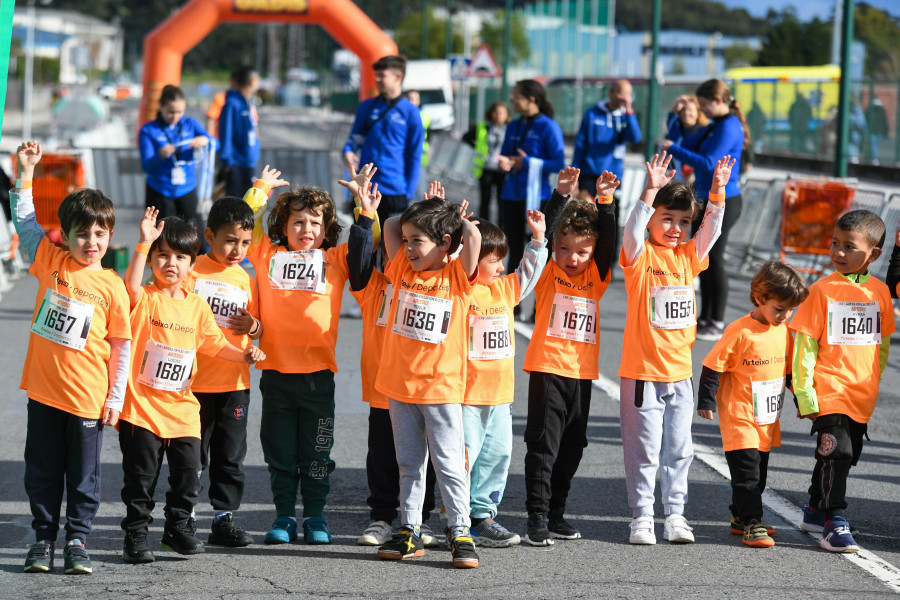 Más de 1.300 personas unen deporte y solidaridad en Arteixo