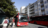 A Coruña será la tercera ciudad gallega con el contrato de autobuses en situación irregular