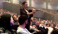 Silvia Abril le toca la gaita a los coruñeses en el Palacio de la Ópera