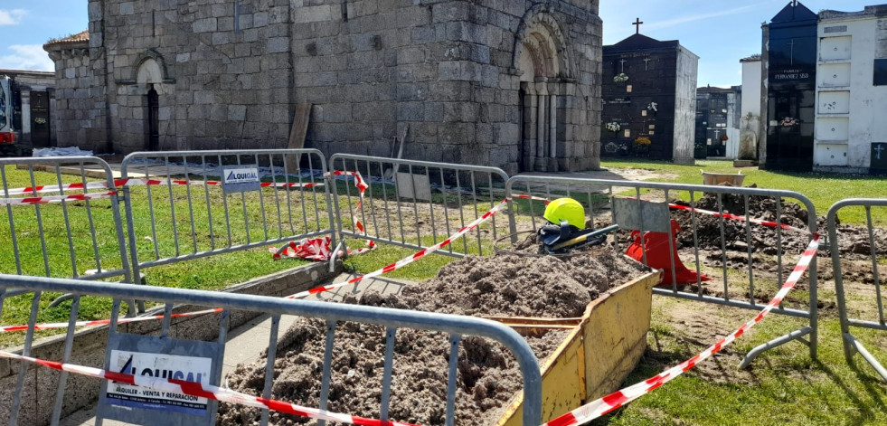 La Xunta autoriza que se retome la obra en el atrio de la iglesia de Dexo