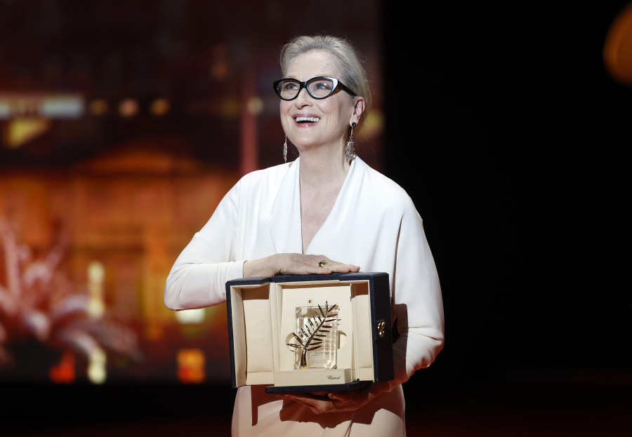 Meryl Streep recibe la Palma de Honor entre ovaciones y lágrimas