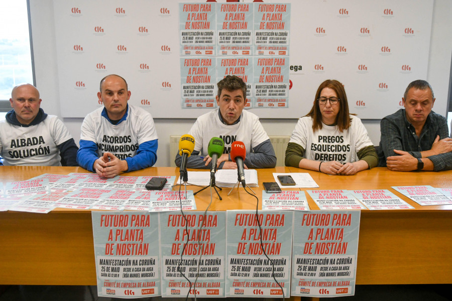 Los trabajadores de la planta de reciclaje de A Coruña se echan a la calle