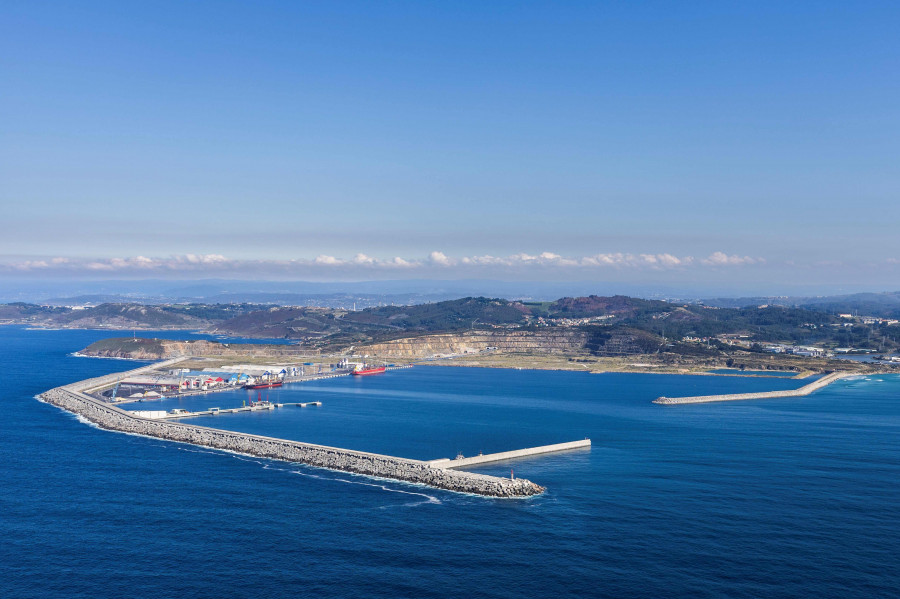 Abierto el plazo de alegaciones al parque eólico de Inditex en el puerto exterior de A Coruña