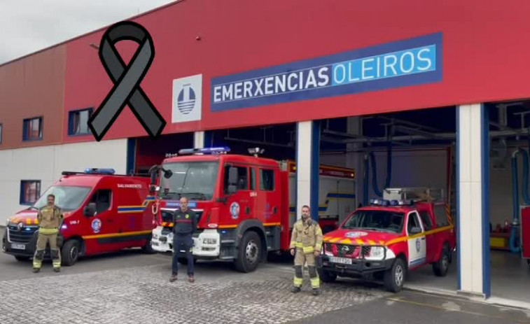 Sirenas en los parques de toda Galicia en memoria del bombero fallecido en Vigo en un derrumbe