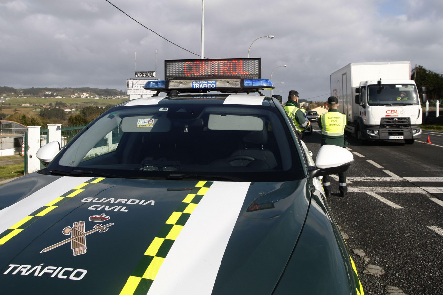 La Guardia Civil detecta en A Coruña a siete conductores reincidentes en 24 horas