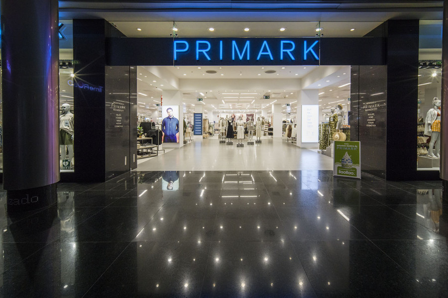 Primark y Decathlon renuevan con Marineda City