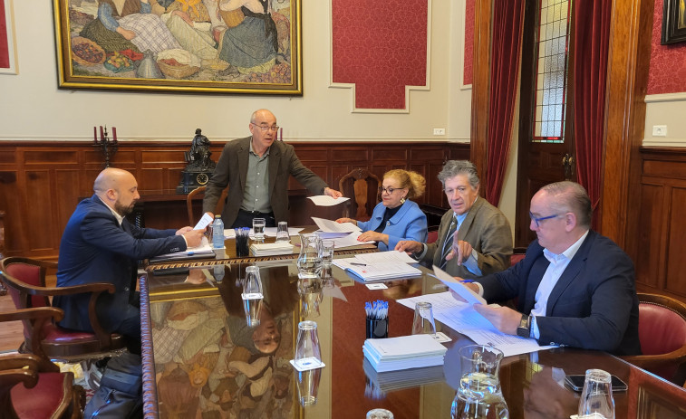 Técnicos, instituciones y ecologistas: la comisión para el futuro de la fachada marítima de A Coruña ya tiene comparecientes