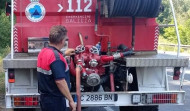 Un incendio calcina el dormitorio de una vivienda en Sada