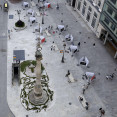 Vistas área del aspecto actual de Los Cantones, con el Obelisco en honor de Linares Rivas en su centro y con la acera ampliada p
