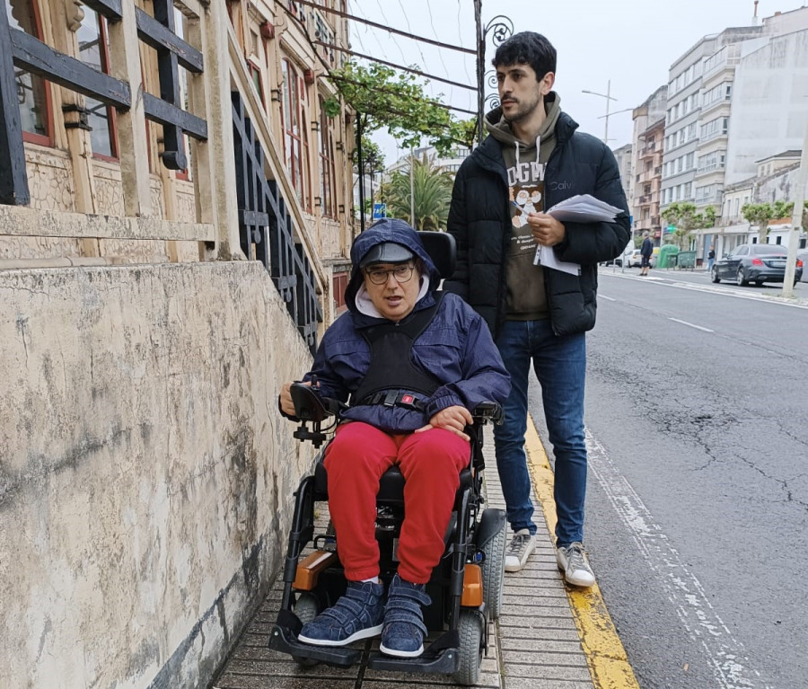 Personas con parálisis cerebral de Aspace Coruña harán una guía de accesibilidad de Sada