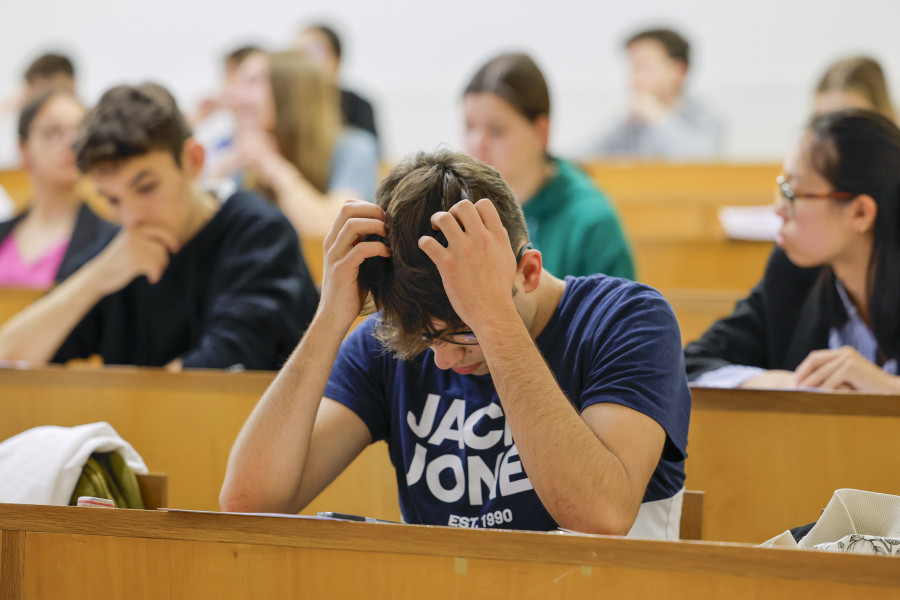 La ABAU concluye en Galicia con la expulsión de un alumno en Vigo por copiar