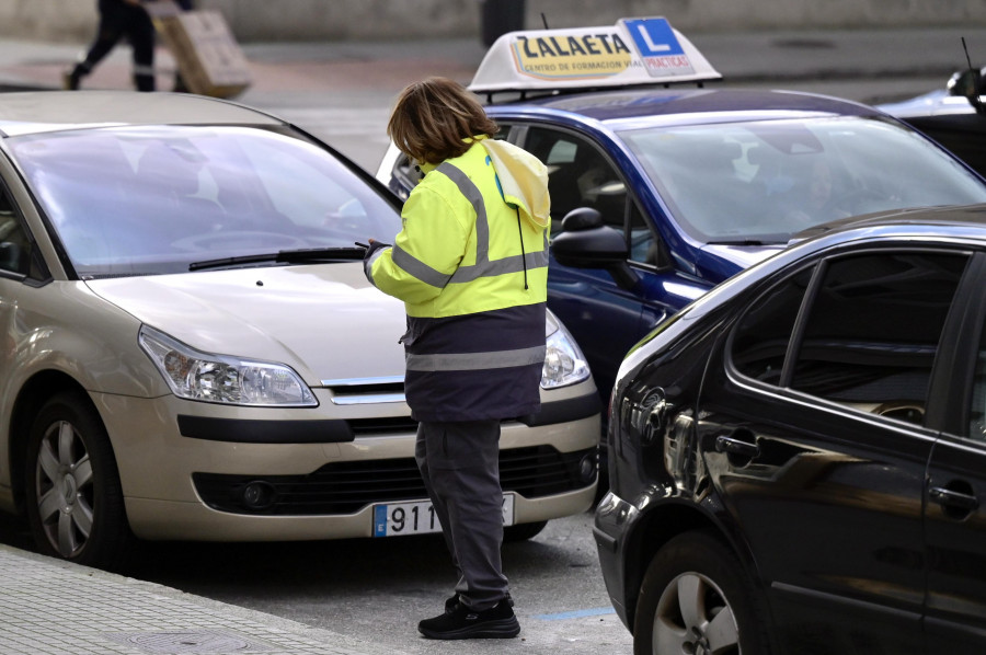 Las concesiones de la grúa y la ORA podrían fundirse de nuevo