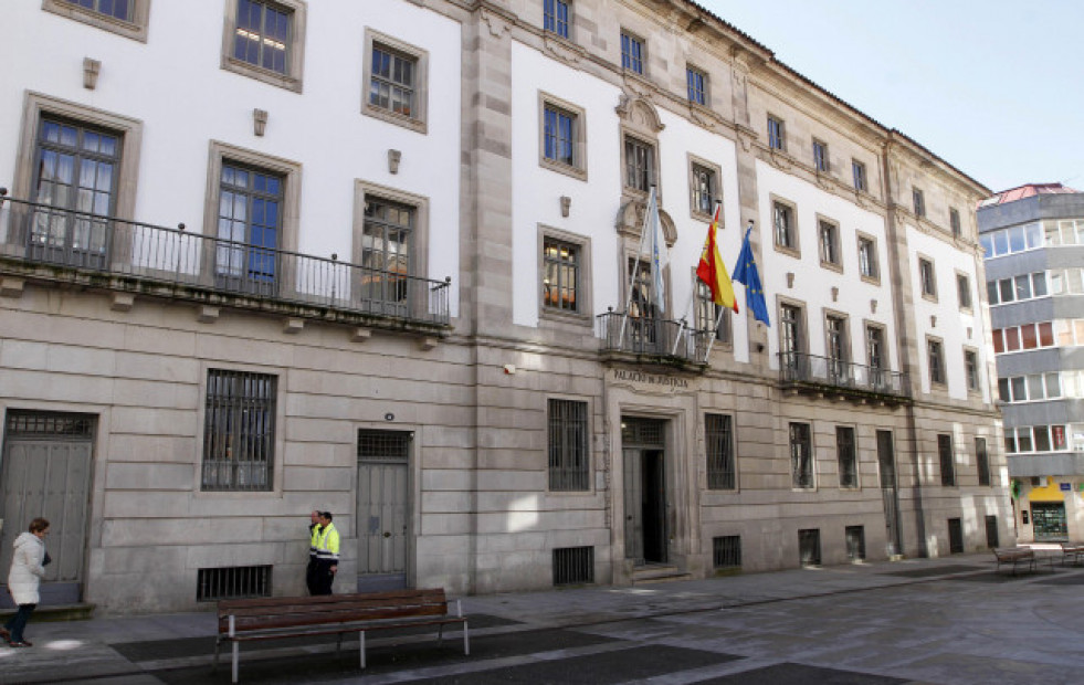 Ordenan la búsqueda e ingreso en prisión del acusado de agredir sexualmente a un varón en Vigo, que no se presentó al juicio