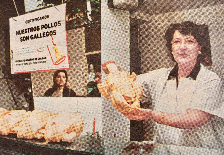 Hace 25 años | Nueve concejales se estrenan en María Pita y las pollerías recuperan ventas