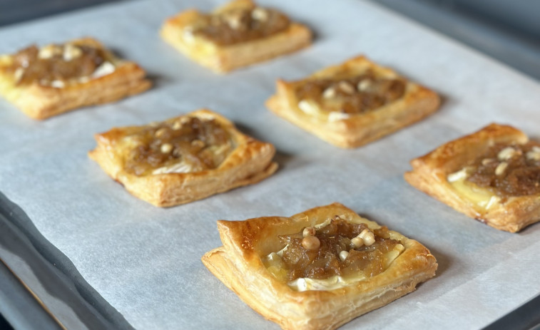 La receta de la semana: mini hojaldres de queso y cebolla, por Marcos Serén