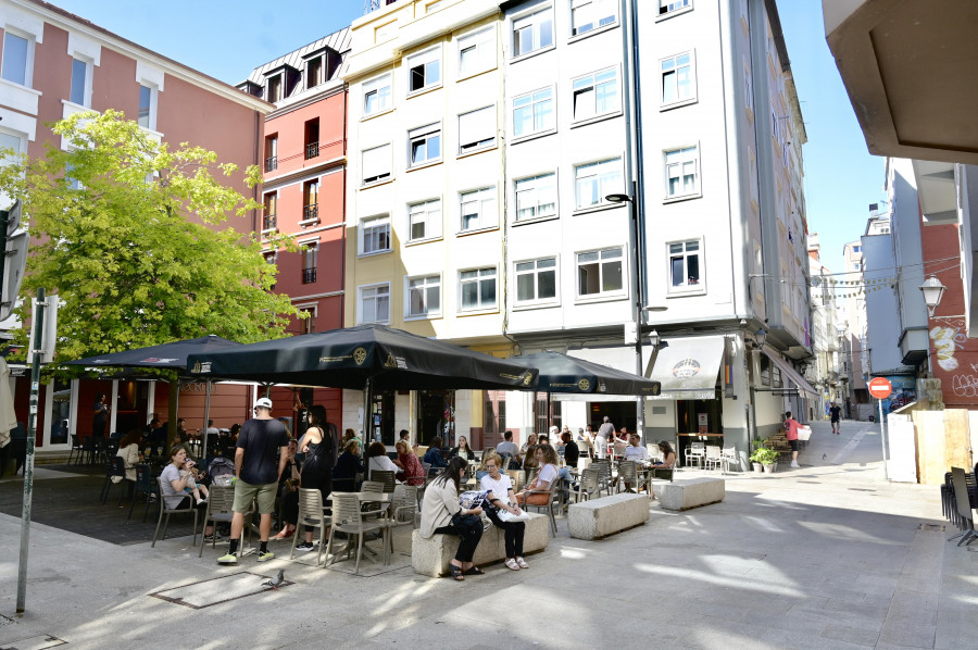 Un San Juan más urbano en A Coruña: la plaza de José Sellier tendrá sardinas, churrasco y dj's