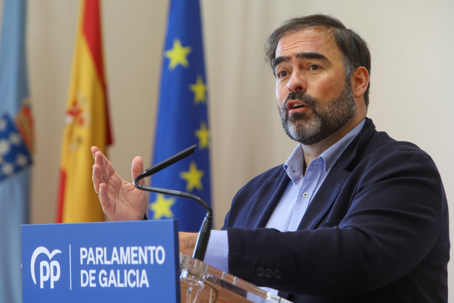 El Parlamento creará una comisión para estudiar cambiar la letra del himno gallego