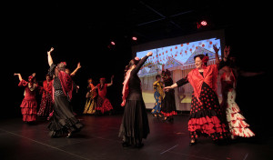 Fiesta de la asociación vecinal Cuatro Caminos-A Barcarola en el Fórum