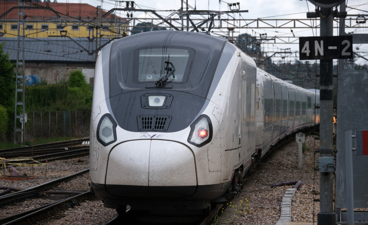 Renfe recupera frecuencias entre Madrid y Galicia