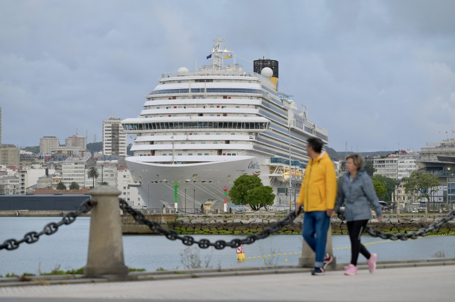 El crucero ‘Disney dream’ será uno de los 26 que visitarán el puerto de A Coruña en verano