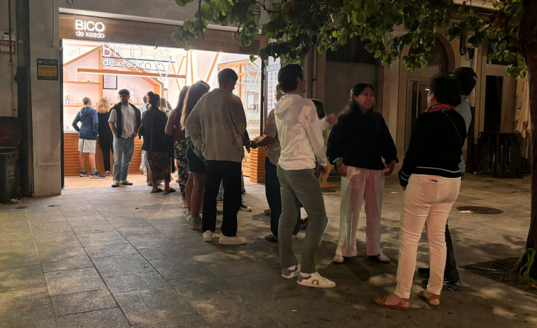 Helados a medianoche en A Coruña: un pequeño placer que vuelve a provocar colas