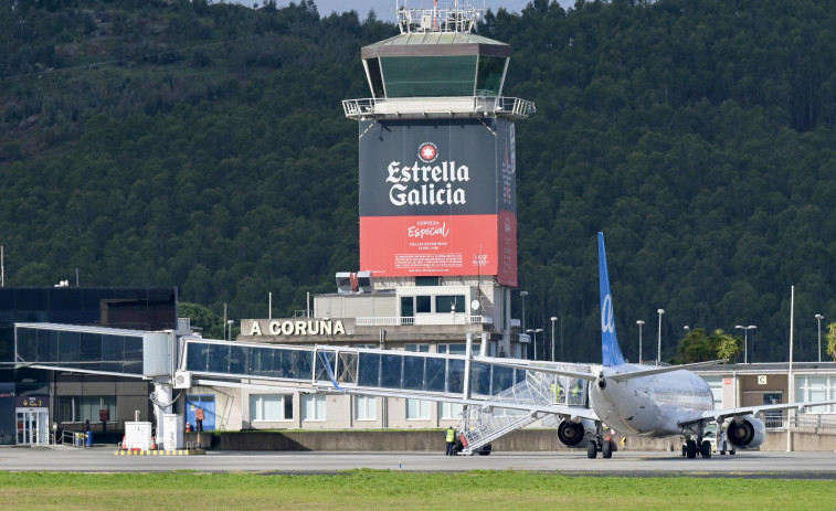 Las prisas por remolcar un avión provocaron la amputación de una pierna a un trabajador de Alvedro