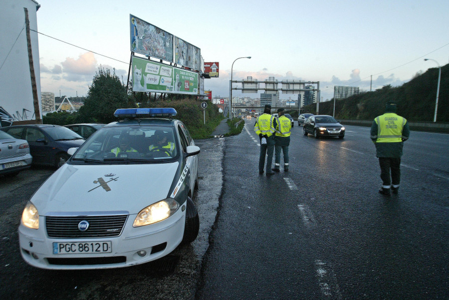 La Guardia Civil de Tráfico detectó 78 alcoholemias en A Coruña a la salida del San Juan