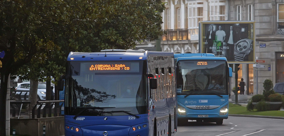 Seoane insiste en reclamar  a la Xunta la reposición de todas las líneas de bus en Oleiros