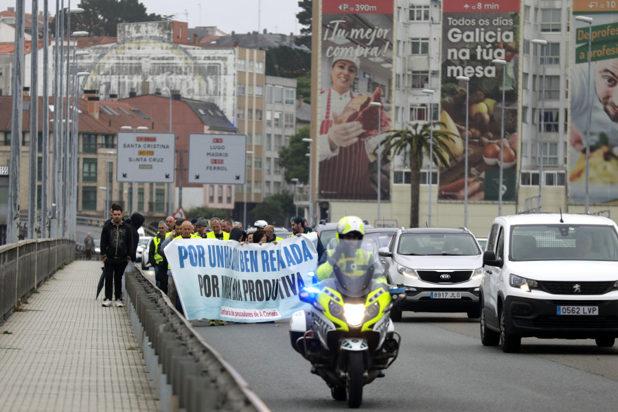 Blanco reitera que la competencia de las ayudas a los mariscadores de la ría de O Burgo es de Galicia