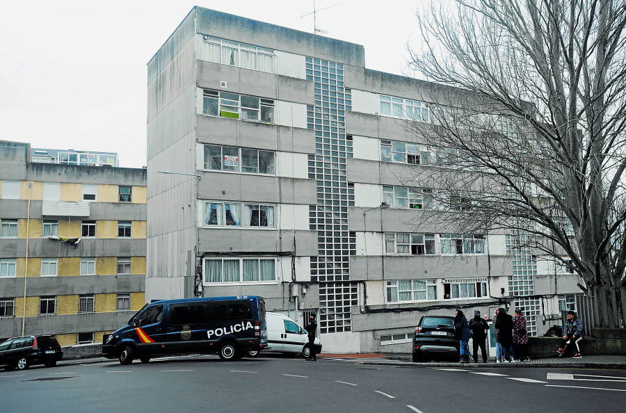 La Policía Nacional interviene en un narcopiso en Monelos