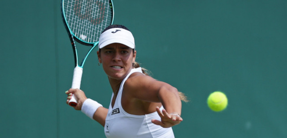 Jéssica Bouzas continúa reinando en Wimbledon y bate a Bucsa