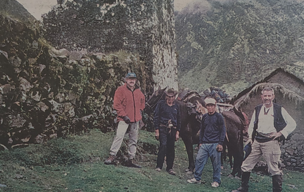 Coruñeses en perú 1999