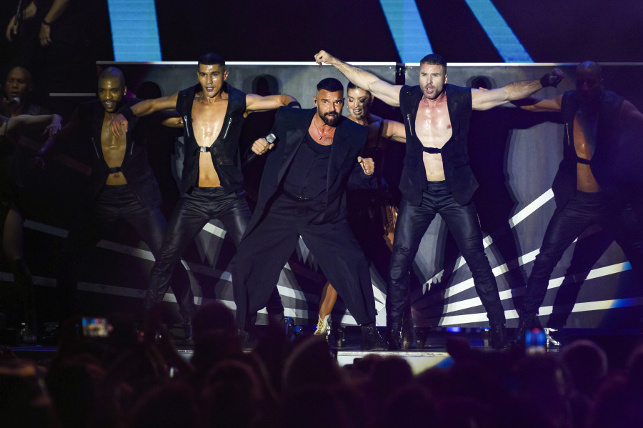 Ricky Martin abre un mes que traerá a A Coruña a Juan Luis Guerra, Robe, Luis Miguel o Chris Isaak