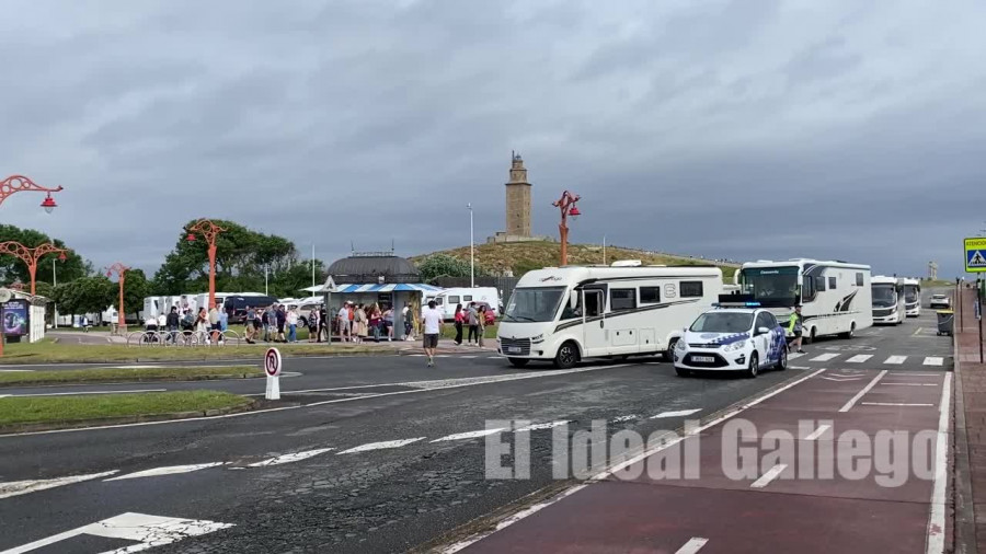 Las autocaravanas de la Ruta Yakart dejan A Coruña