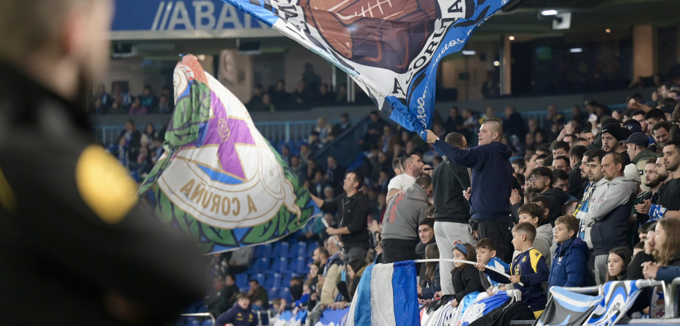 La generación Z del Depor se rasca el bolsillo para ir a Riazor