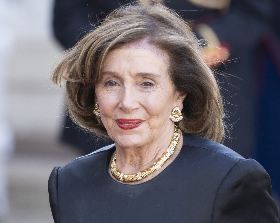 Paris (France), 08/06/2024.- Former US House Speaker Nancy Pelosi arrives for an official state dinner for the visit of US President Joe Biden his wife Jill Biden at the Elysee Palace, Paris, France, 
