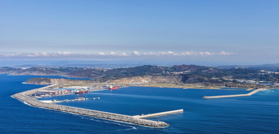 Arteixo varía la normativa local para elevar las tasas al Puerto Exterior